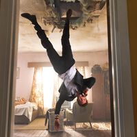 Jack Quaid de The Boys patea traseros y no siente dolor alguno mientras le torturan en su próxima peli, la hilarante Novocaine