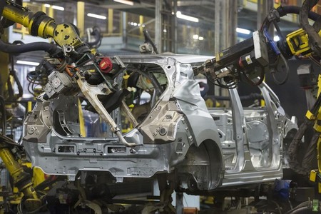 España lidera un plan de rescate europeo para la industria automotriz, con Nissan en la cuerda floja