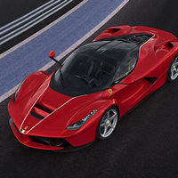 ¡Nuevo récord! El último LaFerrari ha sido subastado por 6,5 millones de euros por una buena causa
