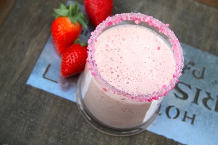 Receta sencilla de licuado de melón con fresas: Antidepresivo y antiedad