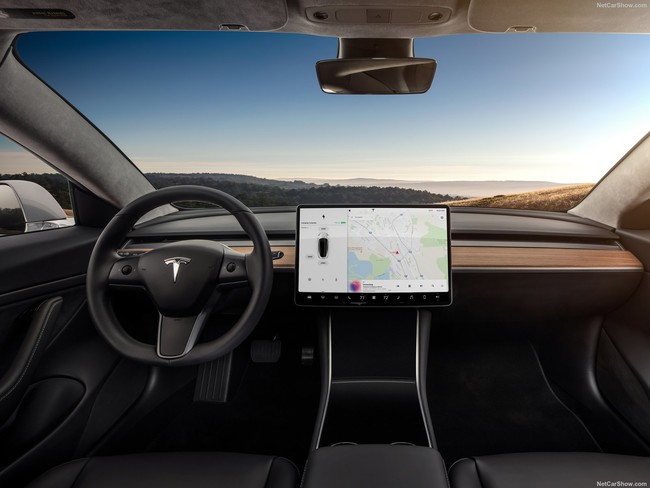 Tesla Model 3 2018 1600 0a