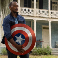 Más seguridad que Denuvo: Anthony Mackie, Falcon para los amigos, cuenta el enorme protocolo anti-spoilers alrededor de Capitán América 4