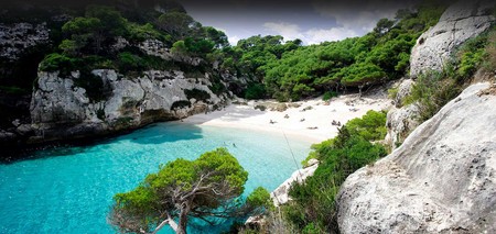 4 noches en Menorca en régimen de sólo alojamiento por 78 euros gracias a Logitravel. Incluye Ferry desde Mallorca