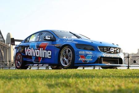 Volvo presenta el S60 para la V8 Supercars
