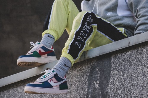 Chollos en Deporte-Outlet con cazadoras Converse por 18,99 euros, chaquetas Nike por 39,99 euros o pantalones Adidas por 29,99 euros