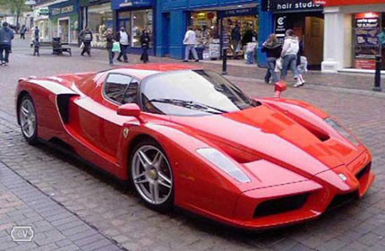 Oferta del <del>mes</del> milenio, Ferrari Enzo diésel por 6.000 euros