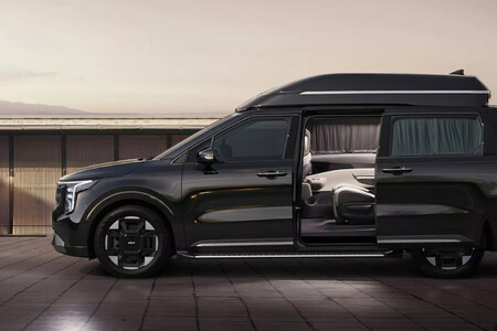 Kia Carnibal Hi Limousine 5
