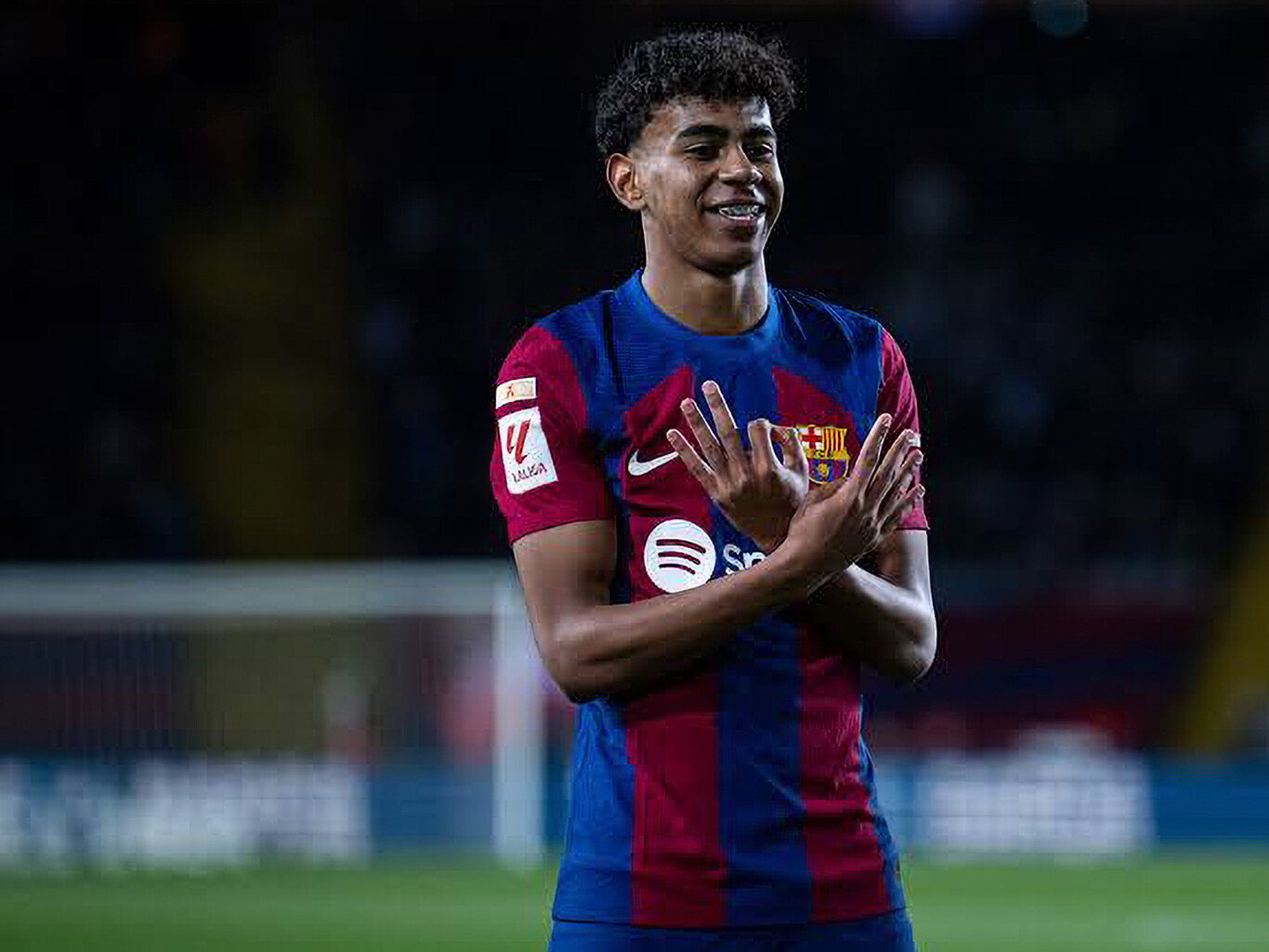 Lamine Yamal, delantero del Barcelona, durante un partido