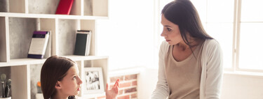 ¿Tu hijo adolescente cree que "no tienes ni idea" o "no sabes nada"?: siete claves para gestionar este momento de forma respetuosa 