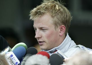 Raikkonen destaca en los entrenamientos