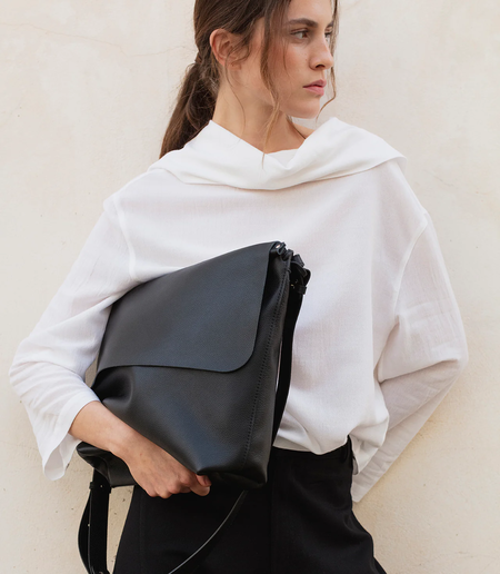 Umablackvarearonda005