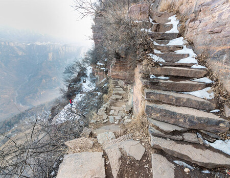 Sky Ladder