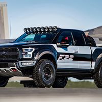 ¡Brutal! La exclusiva Ford F-22 Raptor ha alcanzado un precio tan descomunal como su tamaño: 300.000 dólares 