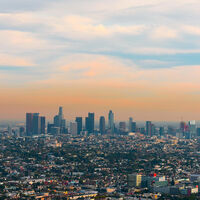 Sí se podía saber. La industria del petróleo descubrió en 1954 que se estaba cargando la atmósfera y el clima. Llevan 70 años intentando quitarle importancia