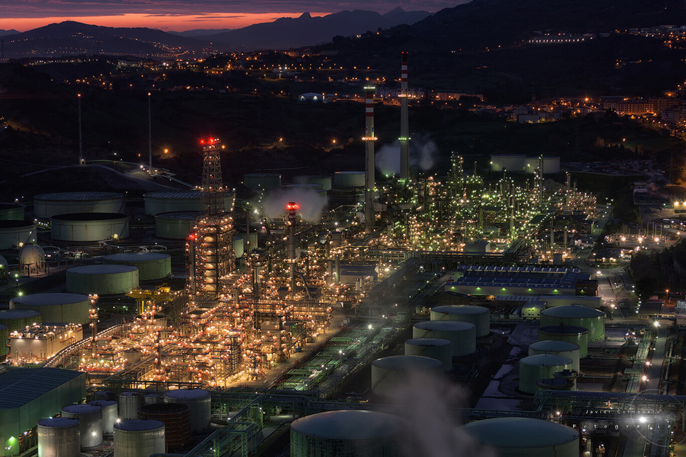 Los aranceles ya se están cobrando a su primera gran víctima de la economía  global: el precio del petróleo