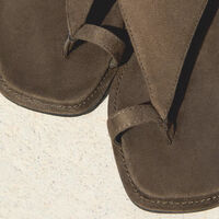 Estas son las sandalias que Parfois vendería a más de 30 euros, pero que hemos encontrado por menos de 18 euros 