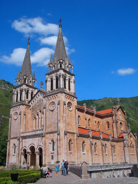 Covadonga Basilica De Santa Maria La Real 13