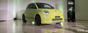 Primer contacto con el Abarth 500e: la primera pelotilla eléctrica quiere hacer sombra a los escorpiones de gasolina