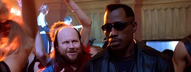 Hace 23 años, Santiago Segura fue torturado por Wesley Snipes en Blade 2. Su aparición tiene más sentido de lo que parece Hace 23 años, Santiago Segura fue torturado por Wesley Snipes en Blade 2. Su aparición tiene más sentido de lo que parece
