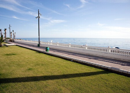Paseo marítimo de La Rábita
