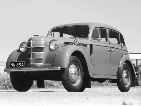 Moskvich 400 De 1947 Copia Del Opel Kadett De 1938