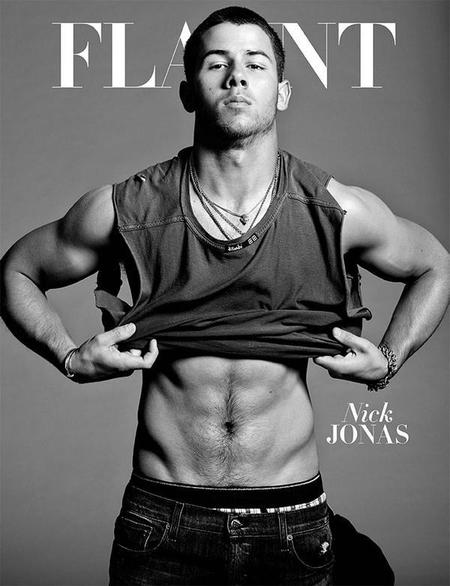 ¿Nick Jonas se está poniendo buenorro o me lo parece a mí?