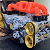 No te dejes engañar, este motor Subaru no es real, es una réplica impresa en 3D 