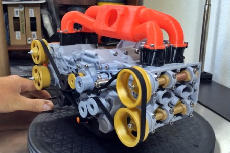 No te dejes engañar, este motor Subaru no es real, es una réplica impresa en 3D