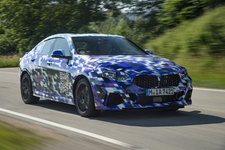 El BMW Serie 2 Gran Coupé está a la vuelta de la esquina: tracción delantera y hasta 306 hp