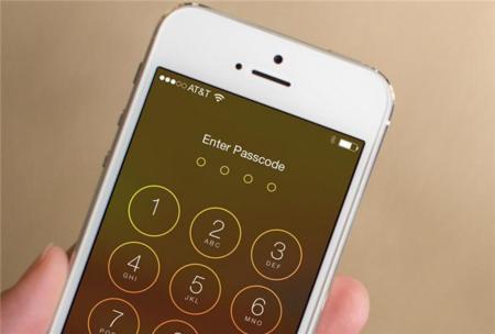 El FBI critica las decisiones de Apple y Google a la hora de proteger sus dispositivos móviles