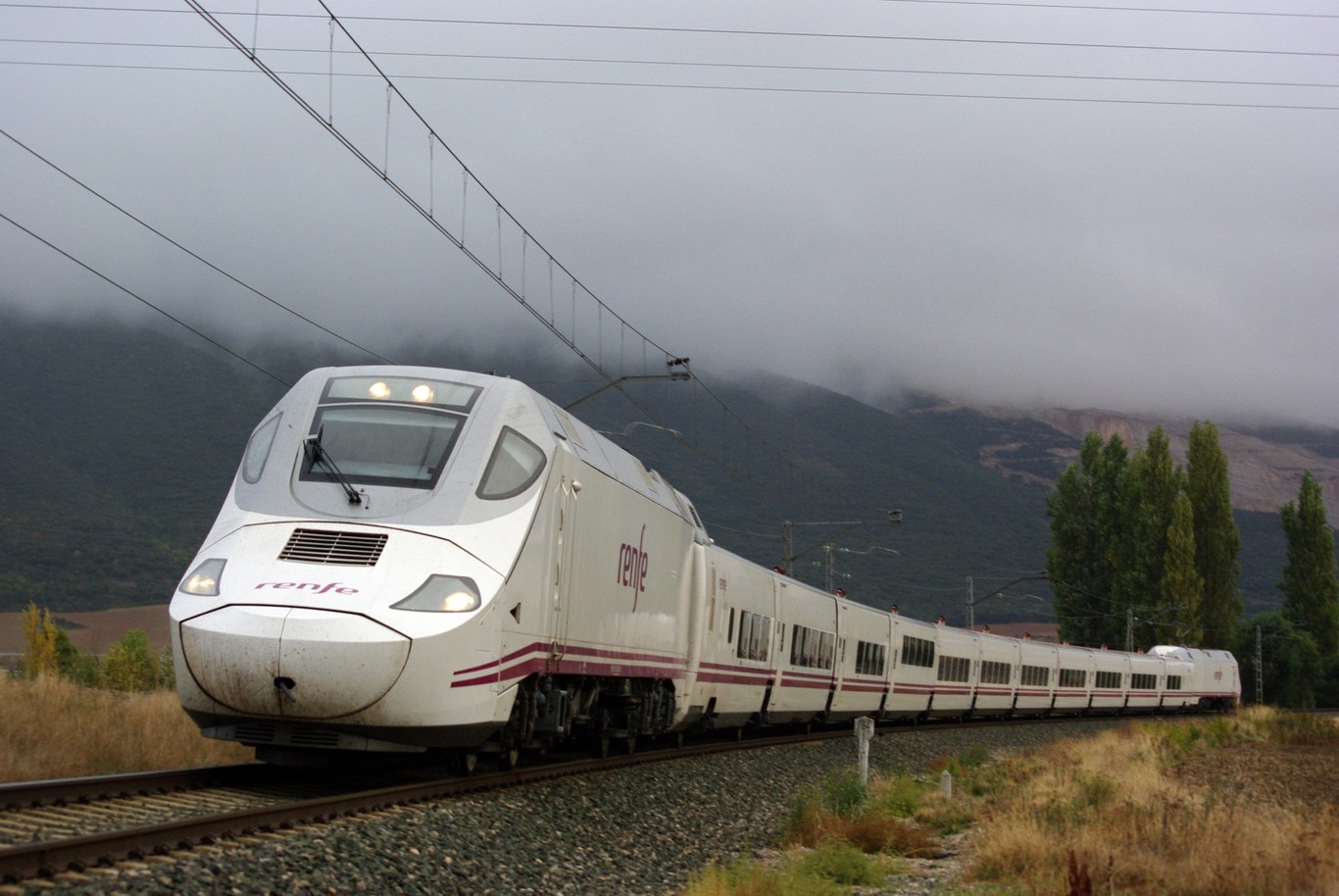 Renfe ya es rentable sin depender de extraordinarios, todos los detalles