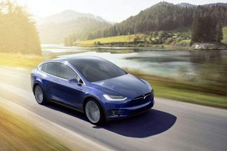 Está siendo un gran verano para los coches eléctricos en Estados Unidos con Tesla Motors a la cabeza