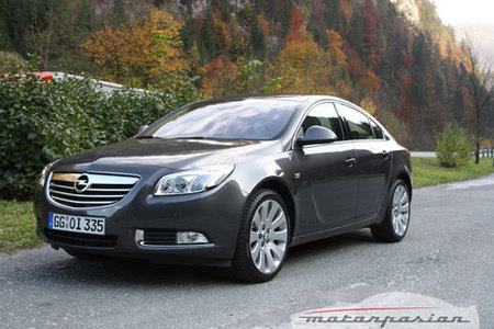 Opel Insignia: Coche del Año 2009
