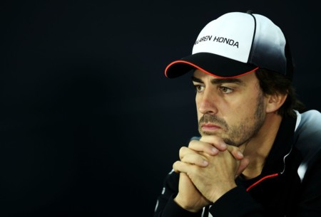 Después del terrible accidente, Alonso no tiene las condiciones de salud para correr el GP de Bahrein
