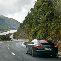 De 0 a 4,800 msnm en 14 fotos, una experiencia de Porsche con coordenadas 0° en el Ecuador