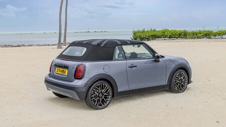 Mini Cabrio 2025 0