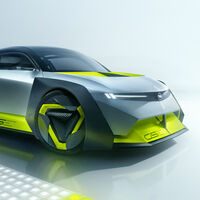 Tarde o temprano este auto se convertirá en el "nuevo Chevy". Su prototipo se exhibió en Alemania, pero no esperes verlo más en México 