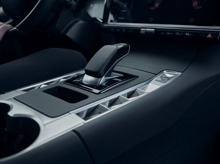 Ds 7 Interior 2