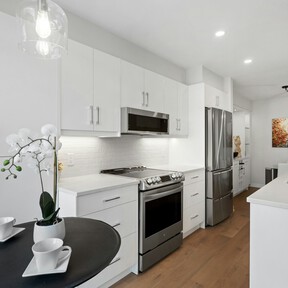 Jysk vende el carrito auxiliar estilo Ikea ideal para optimizar y aumentar el espacio en la cocina o servir el café en el salón 