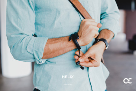 Helix: el wearable para llevar tus audífonos a cualquier lugar