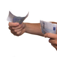 El fin de la restricción del credito, una de cada tres empresas lo solicitó al banco 