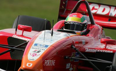 Wilson se alza con la victoria en Assen