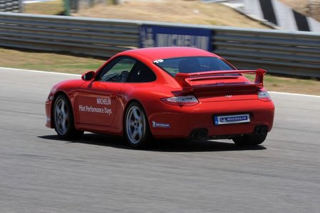 Porsche 911 GTS