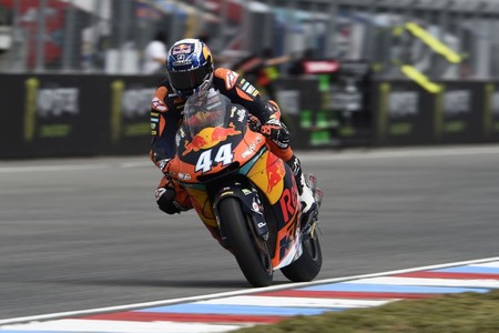 Qp Moto2 Gp Republica Checa004