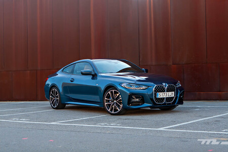 Probamos el BMW 420i Coupé, un gran turismo que marida el placer de conducir con un exuberante diseño