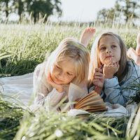 Lecturas para el verano: 27 novedades en libros catalogados por edades para disfrutar en vacaciones 