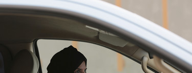 Arabia Saudí permite que las mujeres conduzcan. Sólo le quedan 532 medidas para ser un país civilizado 