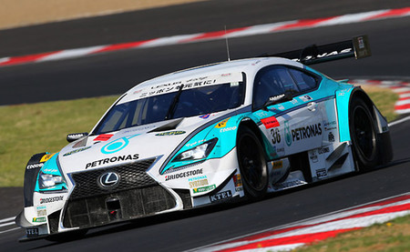 Lexus manda en las pruebas del Super GT en Sugo