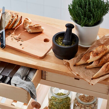 Ya cocines alioli o pesto, este mortero de Ikea es ideal para el día a día