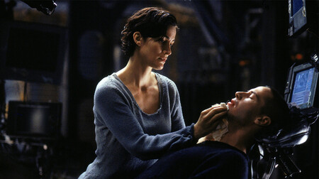 Trinity y Neo en 'Matrix'
